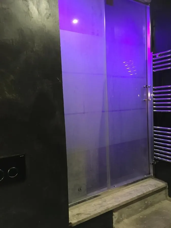 Domus Sant'Elena With Sauna Roma