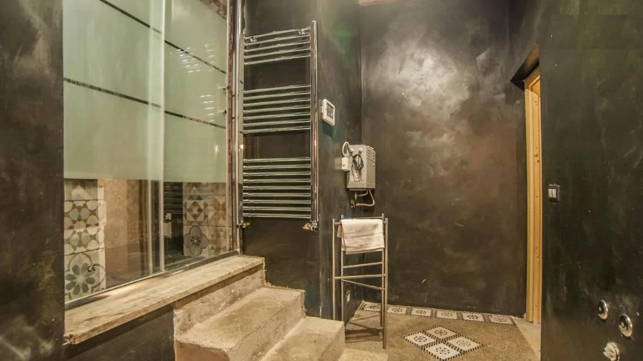 Domus Sant'Elena With Sauna Roma