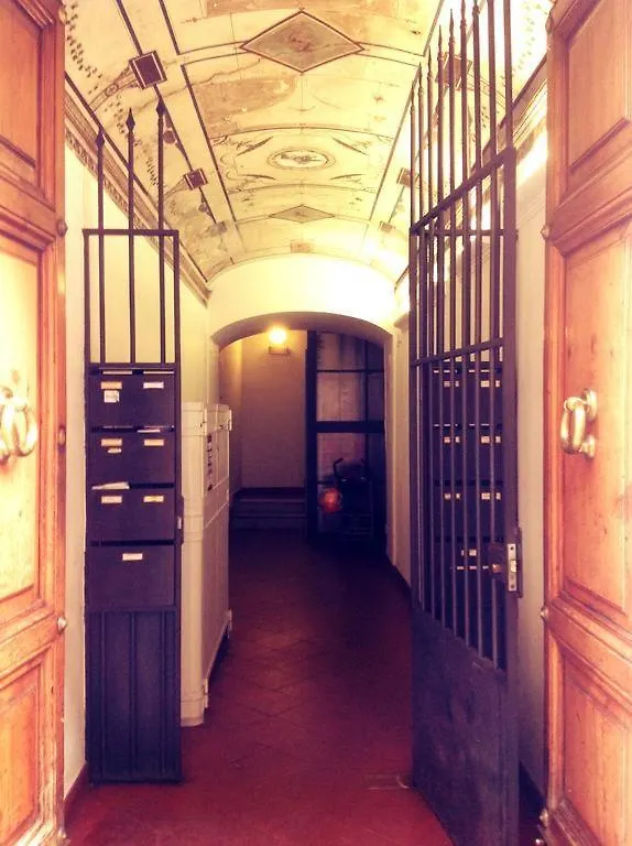 Apartment Domus Sant'Elena With Sauna Rome